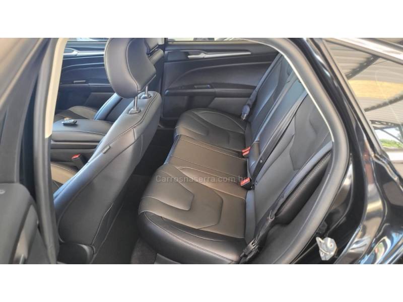 FORD - FUSION - 2018/2018 - Preta - R$ 106.000,00