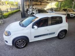 FIAT - UNO - 2013/2014 - Branca - R$ 42.900,00