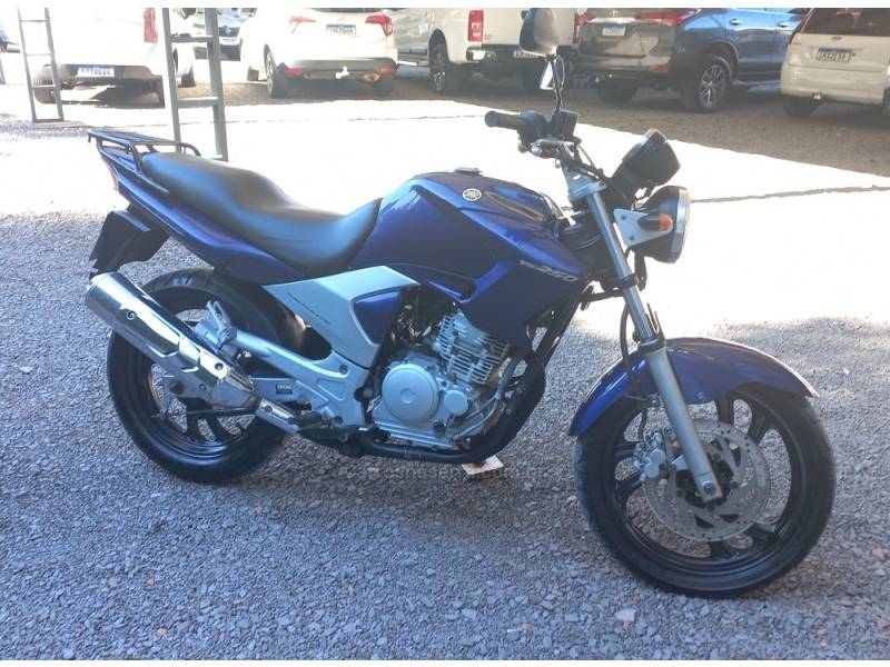 YAMAHA - FAZER - 2007/2007 - Azul - R$ 9.500,00