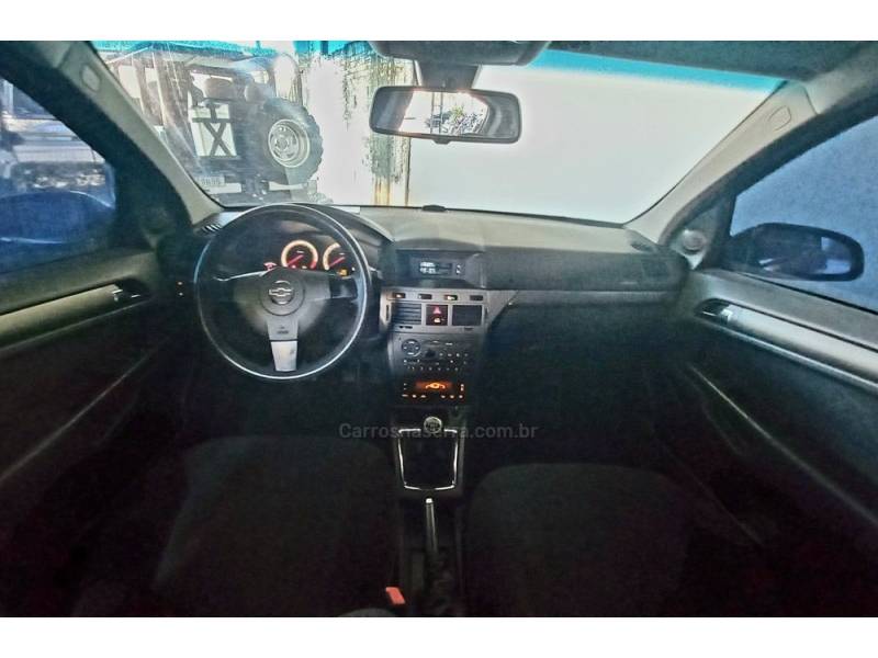 CHEVROLET - VECTRA - 2009/2009 - Preta - R$ 35.900,00