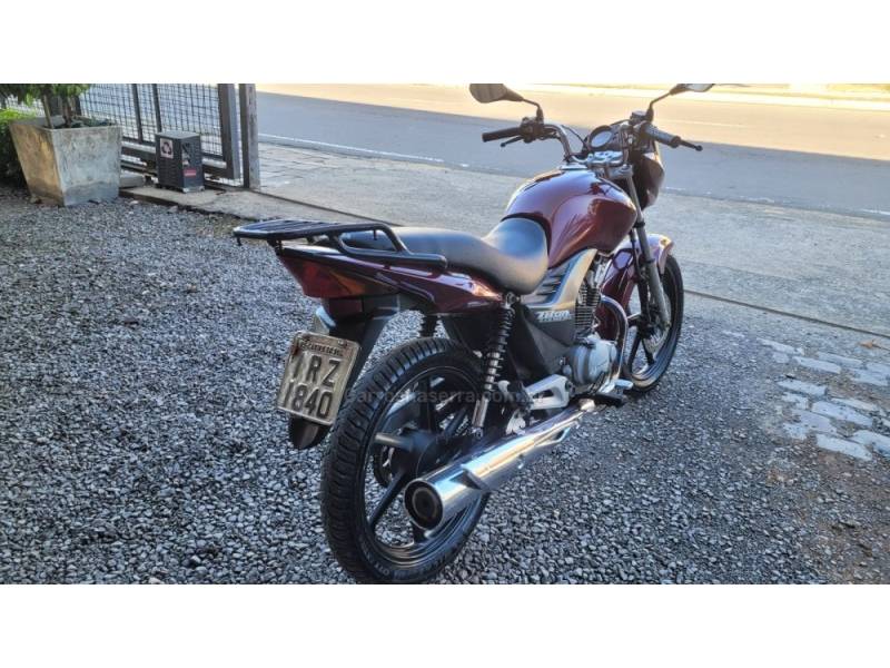HONDA - CG 150 - 2011/2011 - Vermelha - R$ 12.000,00