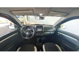 RENAULT - KWID - 2018/2018 - Branca - R$ 39.500,00