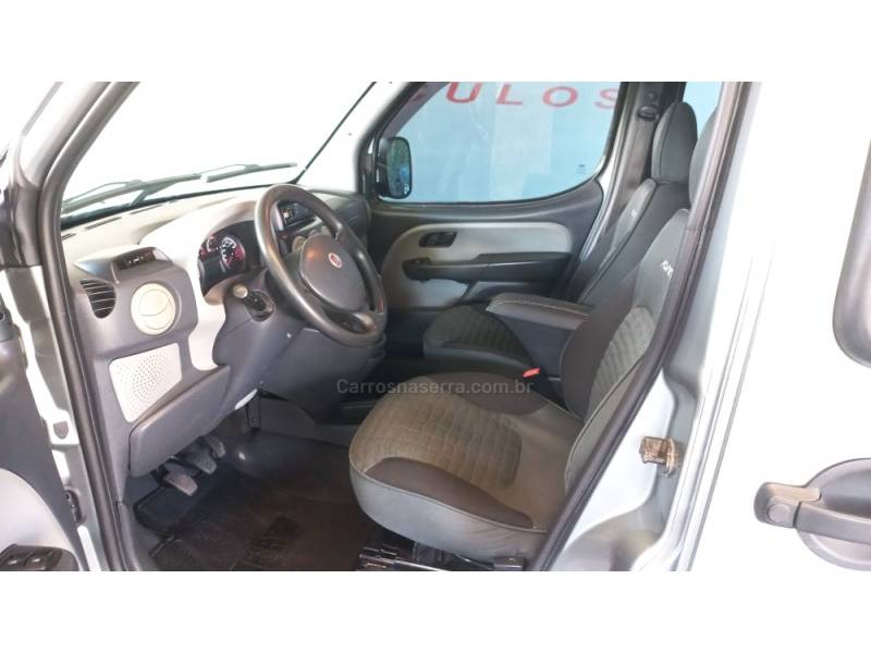 FIAT - DOBLÓ - 2010/2010 - Cinza - R$ 43.900,00
