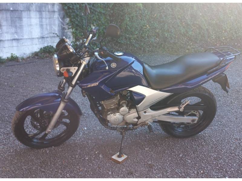 YAMAHA - FAZER - 2007/2007 - Azul - R$ 9.500,00