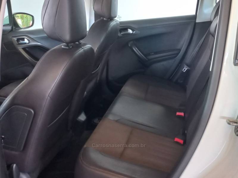 PEUGEOT - 2008 - 2017/2018 - Branca - R$ 64.900,00