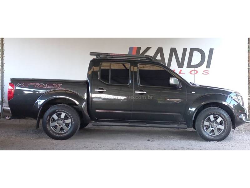 NISSAN - FRONTIER - 2015/2015 - Preta - R$ 97.900,00