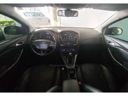 FORD - FOCUS - 2018/2019 - Preta - R$ 59.900,00