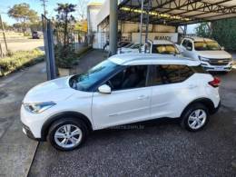 NISSAN - KICKS - 2018/2018 - Branca - R$ 77.000,00