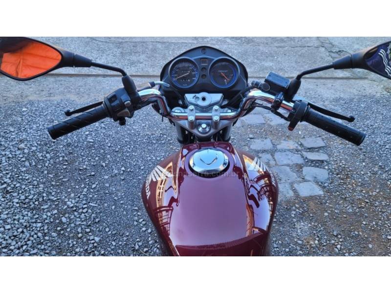 HONDA - CG 150 - 2011/2011 - Vermelha - R$ 12.000,00