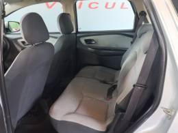 CHEVROLET - SPIN - 2015/2016 - Prata - R$ 58.500,00
