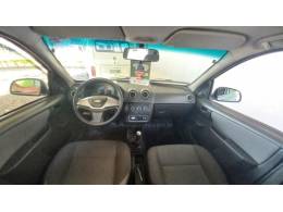 CHEVROLET - CELTA - 2011/2012 - Prata - R$ 29.500,00