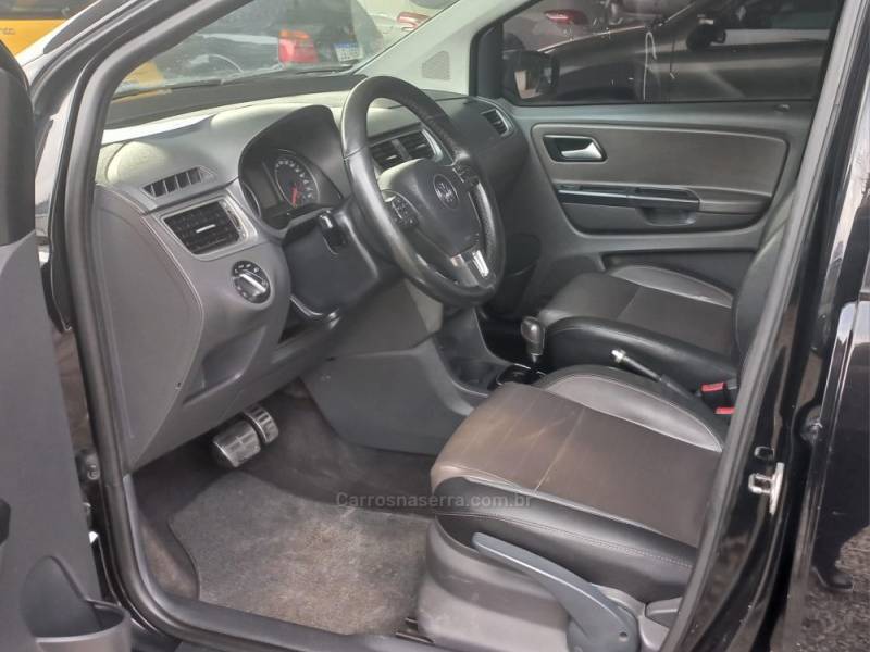 VOLKSWAGEN - SPACE CROSS - 2014/2014 - Preta - R$ 46.900,00