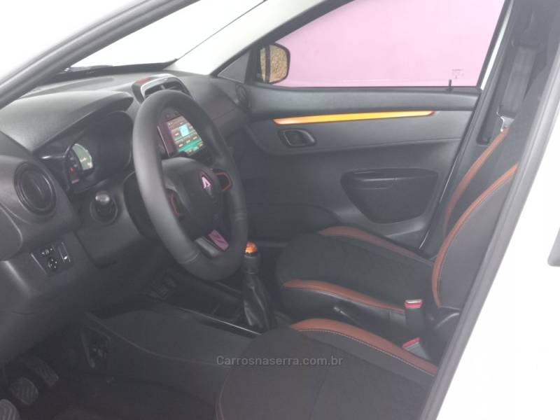 RENAULT - KWID - 2019/2020 - Branca - R$ 47.900,00