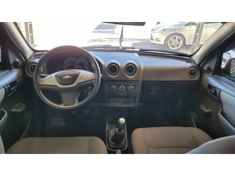 CHEVROLET - CELTA - 2013/2013 - Preta - R$ 31.900,00