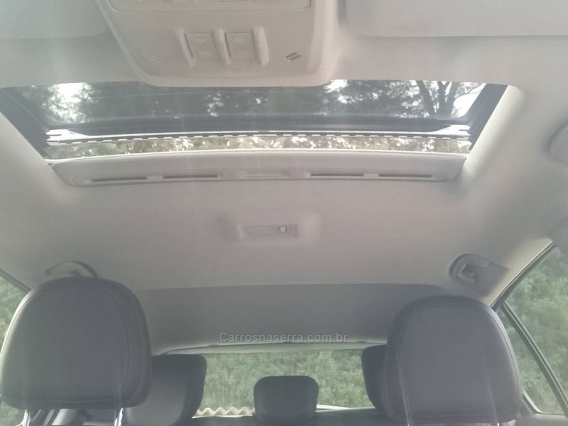 CHEVROLET - TRACKER - 2017/2017 - Branca - R$ 82.500,00
