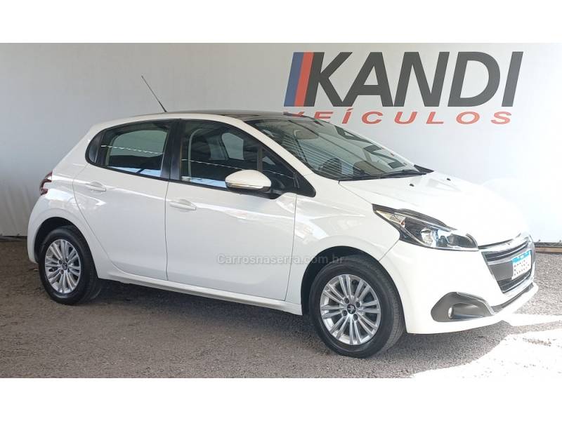 PEUGEOT - 208 - 2018/2018 - Branca - R$ 52.000,00