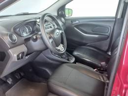 FORD - KA - 2015/2016 - Vermelha - R$ 41.900,00