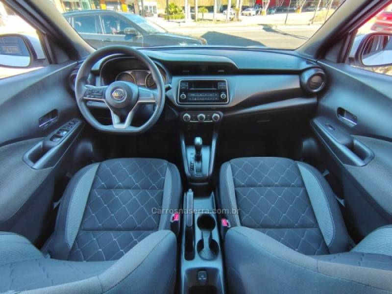 NISSAN - KICKS - 2018/2018 - Branca - R$ 77.000,00