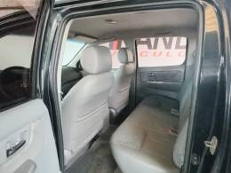 TOYOTA - HILUX - 2010/2011 - Preta - R$ 104.900,00