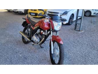 HONDA - CG 125 - 2015/2015 - Vermelha - R$ 9.900,00