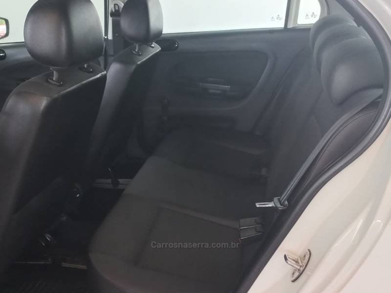 VOLKSWAGEN - GOL - 2019/2020 - Branca - R$ 49.900,00