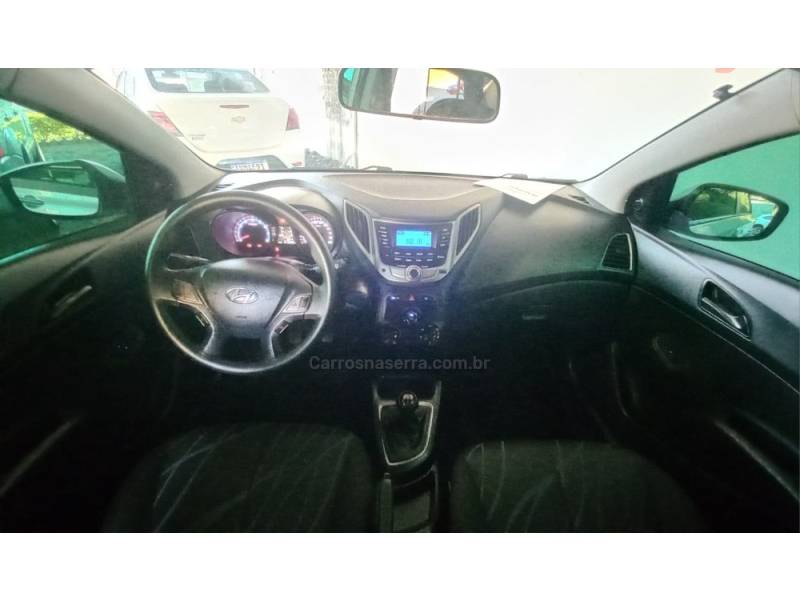 HYUNDAI - HB20 - 2014/2014 - Prata - R$ 42.000,00