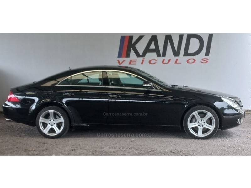 MERCEDES-BENZ - CLS 500 - 2005/2005 - Preta - R$ 110.000,00
