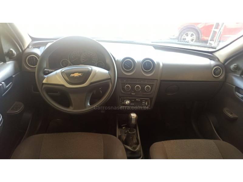 CHEVROLET - CELTA - 2011/2012 - Prata - R$ 29.500,00