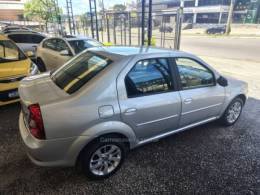 RENAULT - LOGAN - 2011/2011 - Prata - R$ 25.000,00