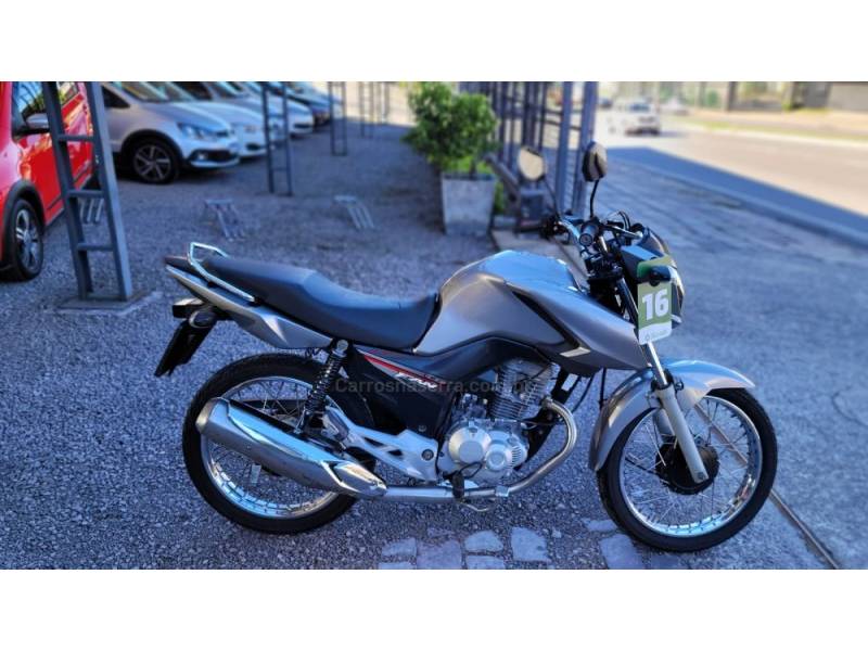 HONDA - CG 160 - 2015/2016 - Prata - R$ 12.900,00
