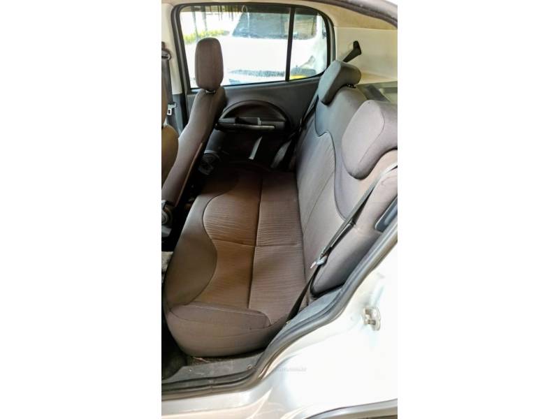 FIAT - UNO - 2013/2013 - Prata - R$ 32.900,00