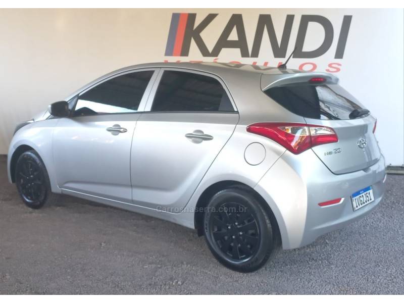 HYUNDAI - HB20 - 2014/2014 - Prata - R$ 42.000,00