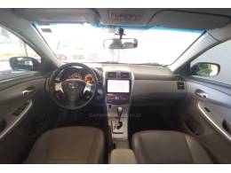 TOYOTA - COROLLA - 2011/2012 - Preta - R$ 63.900,00