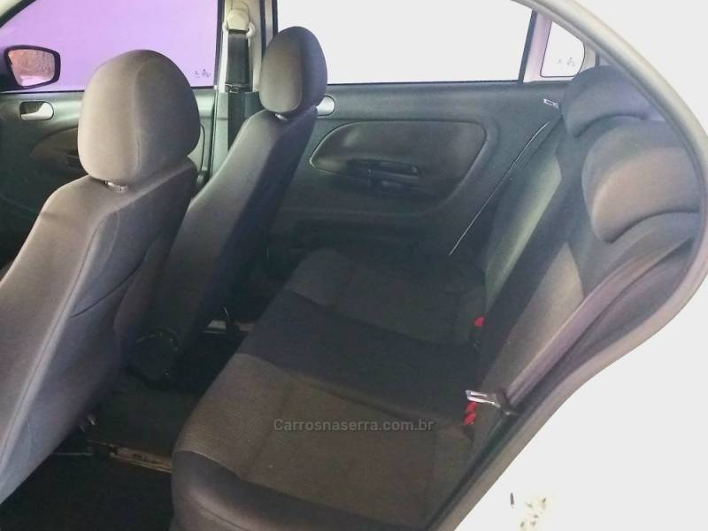 VOLKSWAGEN - GOL - 2012/2013 - Branca - R$ 37.900,00