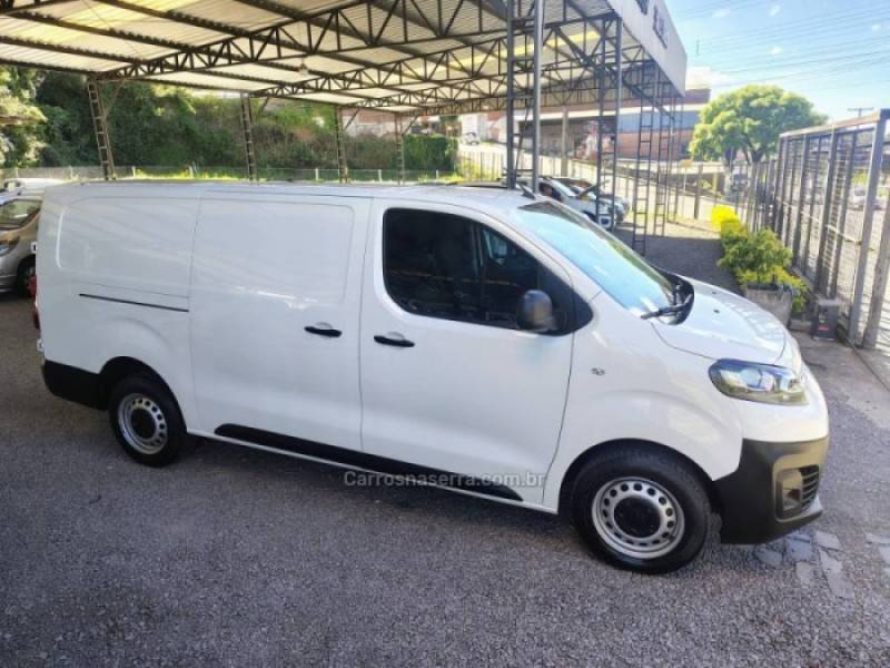 CITROËN - JUMPY - 2022/2022 - Branca - R$ 119.000,00