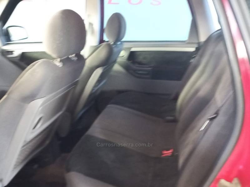 CHEVROLET - MERIVA - 2008/2008 - Vermelha - R$ 26.700,00