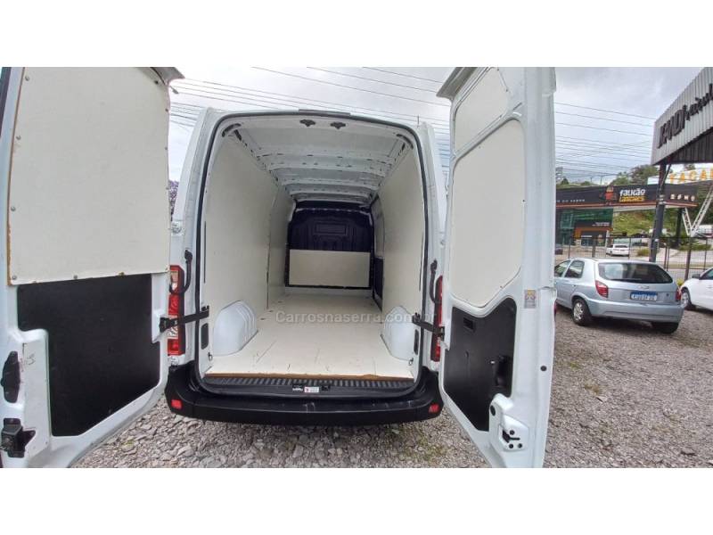 RENAULT - MASTER - 2019/2020 - Branca - R$ 165.000,00