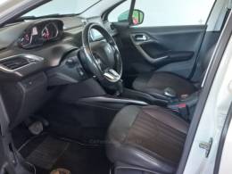 PEUGEOT - 2008 - 2017/2018 - Branca - R$ 64.900,00
