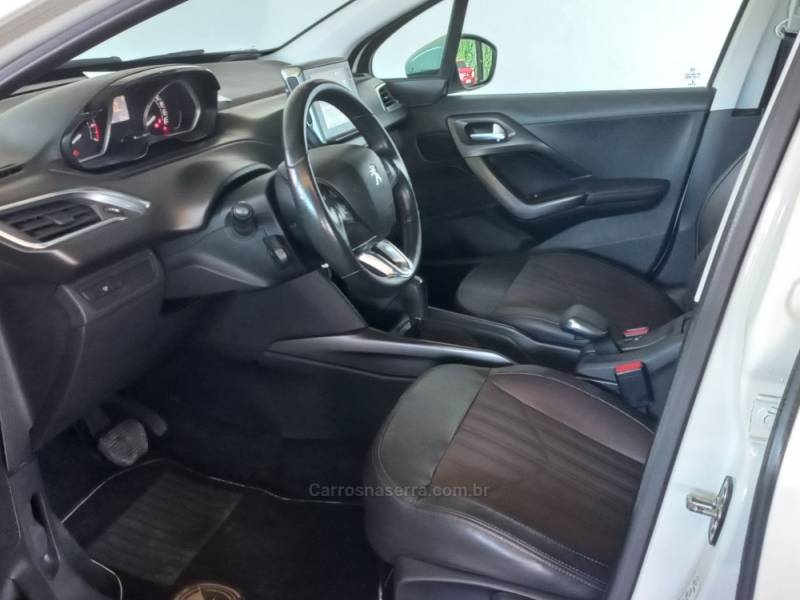 PEUGEOT - 2008 - 2017/2018 - Branca - R$ 64.900,00